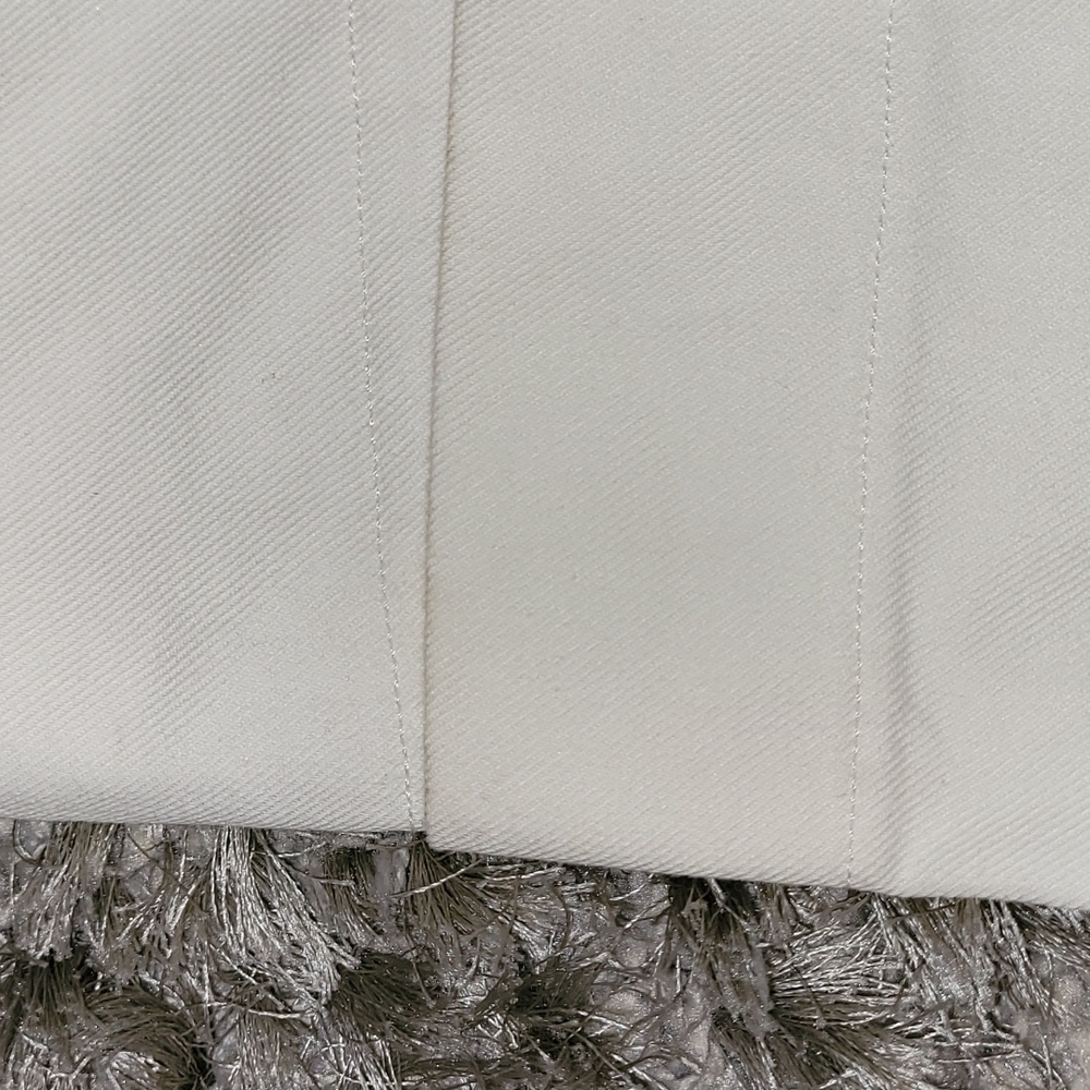 Womans Burberry Pants - Picture 5 of 6